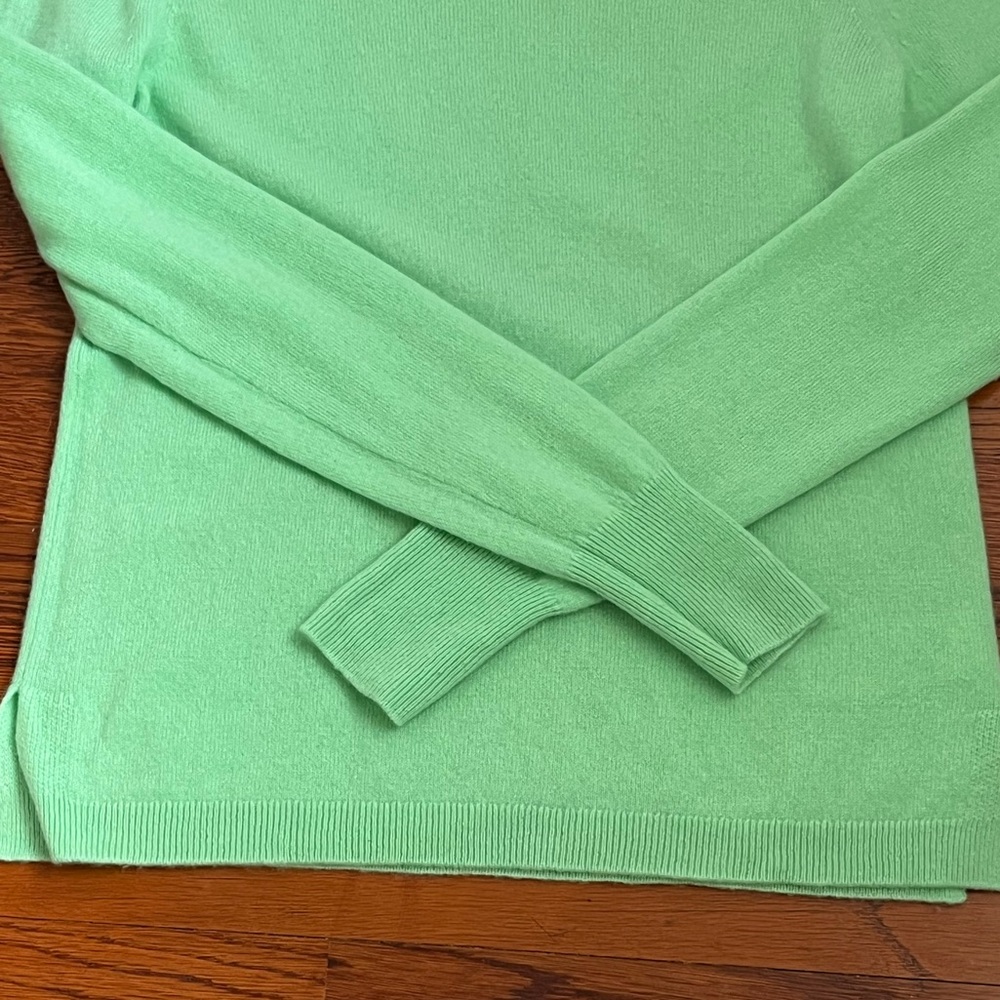J.Crew Everyday Cashmere Slim-Fit Green Crewneck Sweater Size Small Style #K1313 - Picture 6 of 7